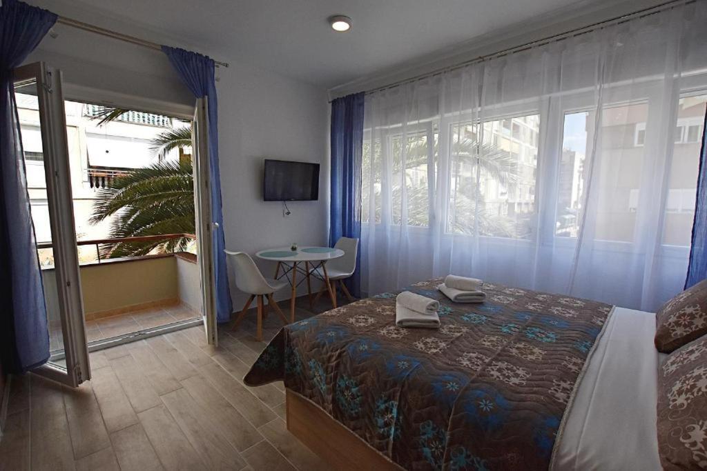 Roko & Borna Self Check - In Zadar Luaran gambar